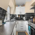 1Br Furnished W Sofa Bed In Chelsea